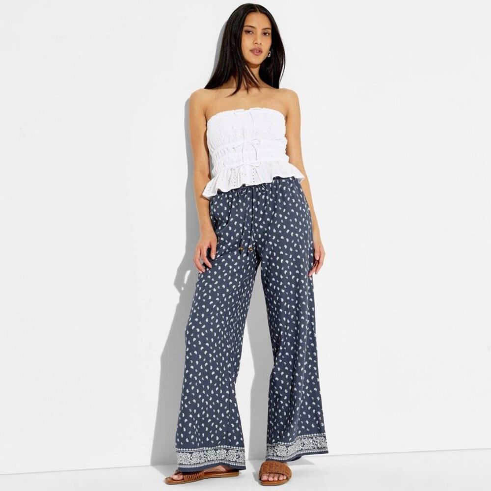 NWOT Wild Fable - Women's Baggy Wide Leg Pull-On Pants Navy Blue Bandana Paisley